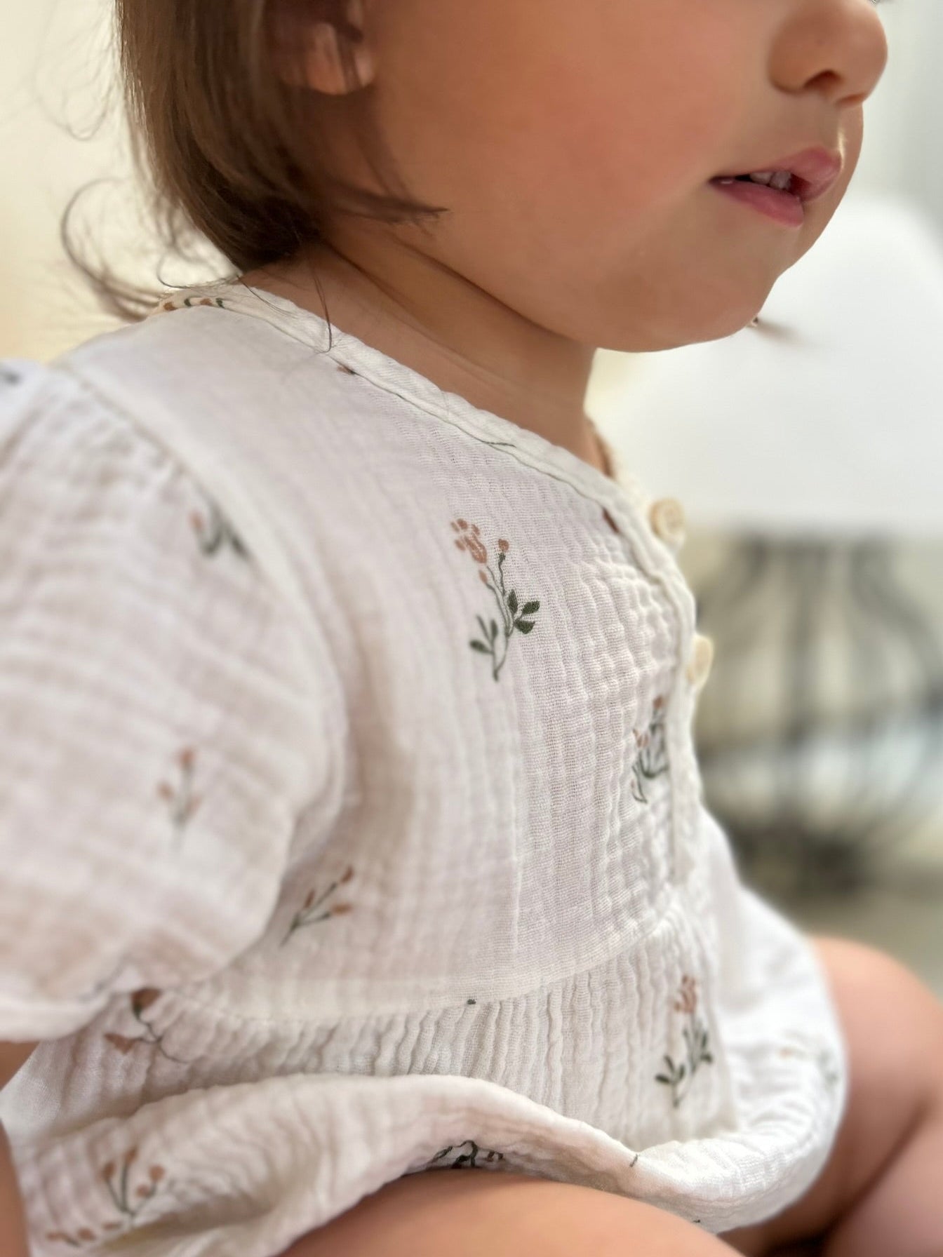 Body muslin - cvetni dezen