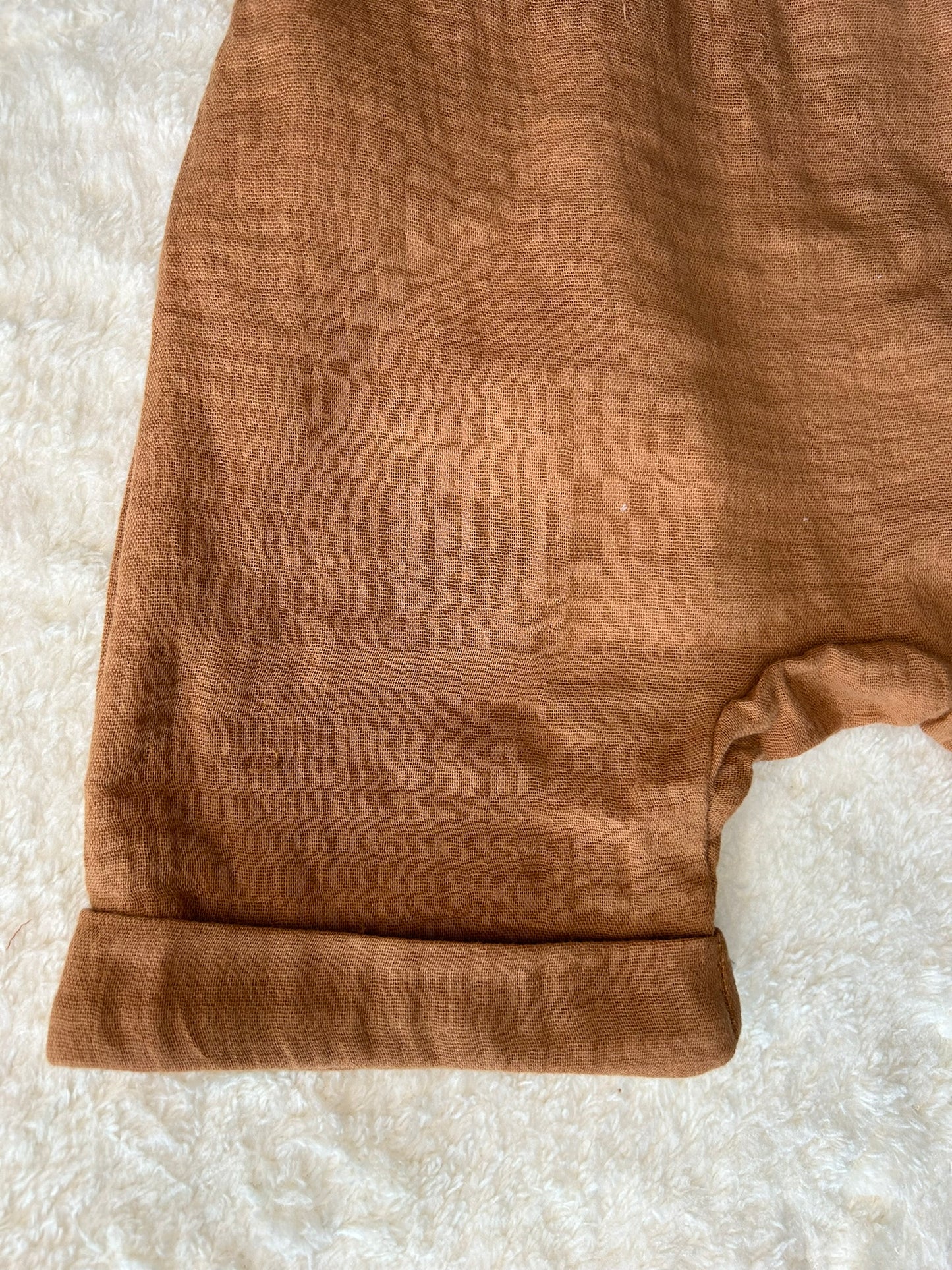 Treger jednodelni šorc braon