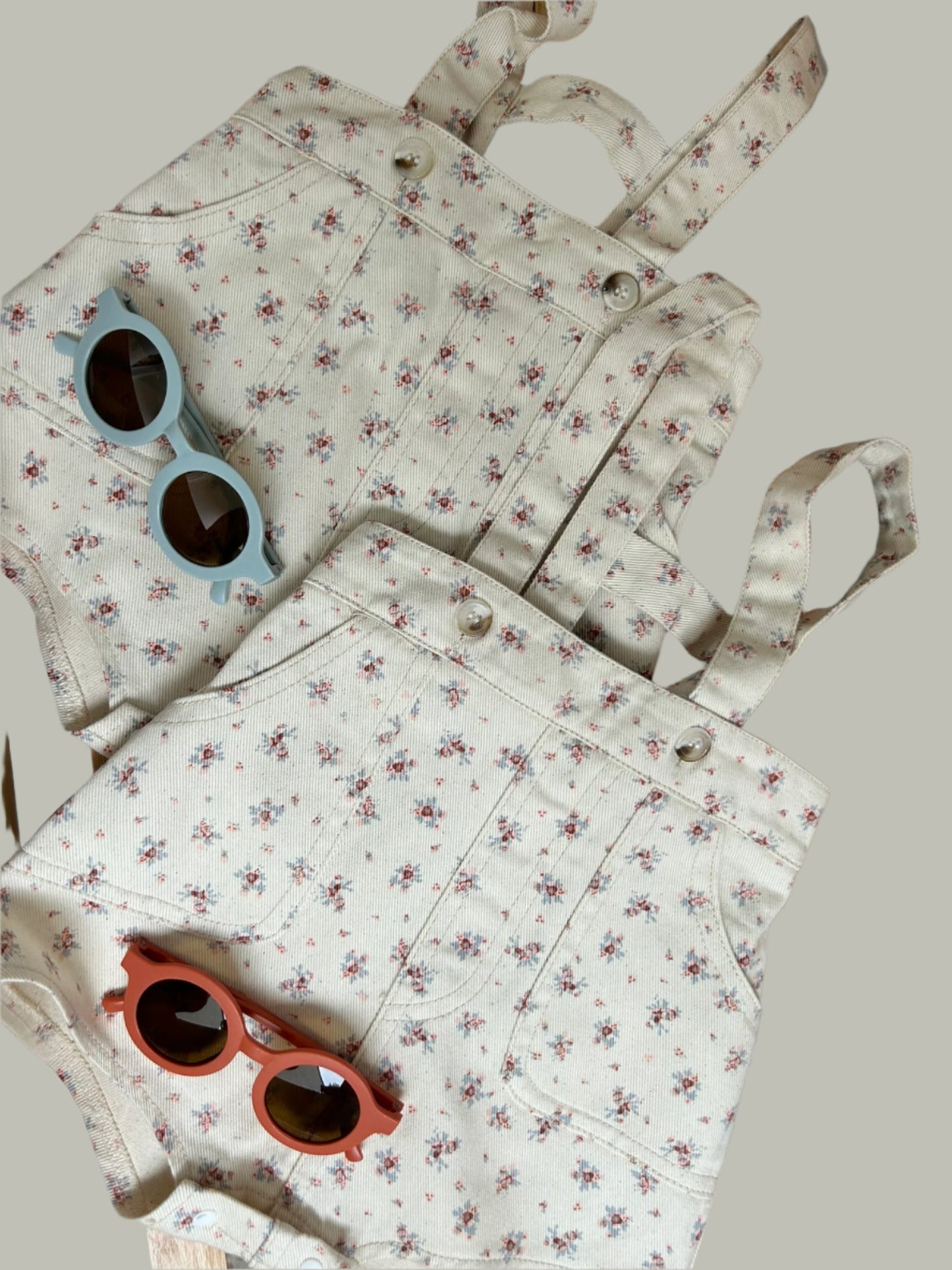 Treger šorc - teksas cvetni